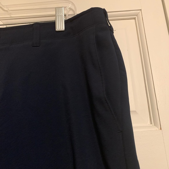 Ben Hogan Men's Flat Front Golf Shorts Size 36 Navy Blue - Picture 3 of 6